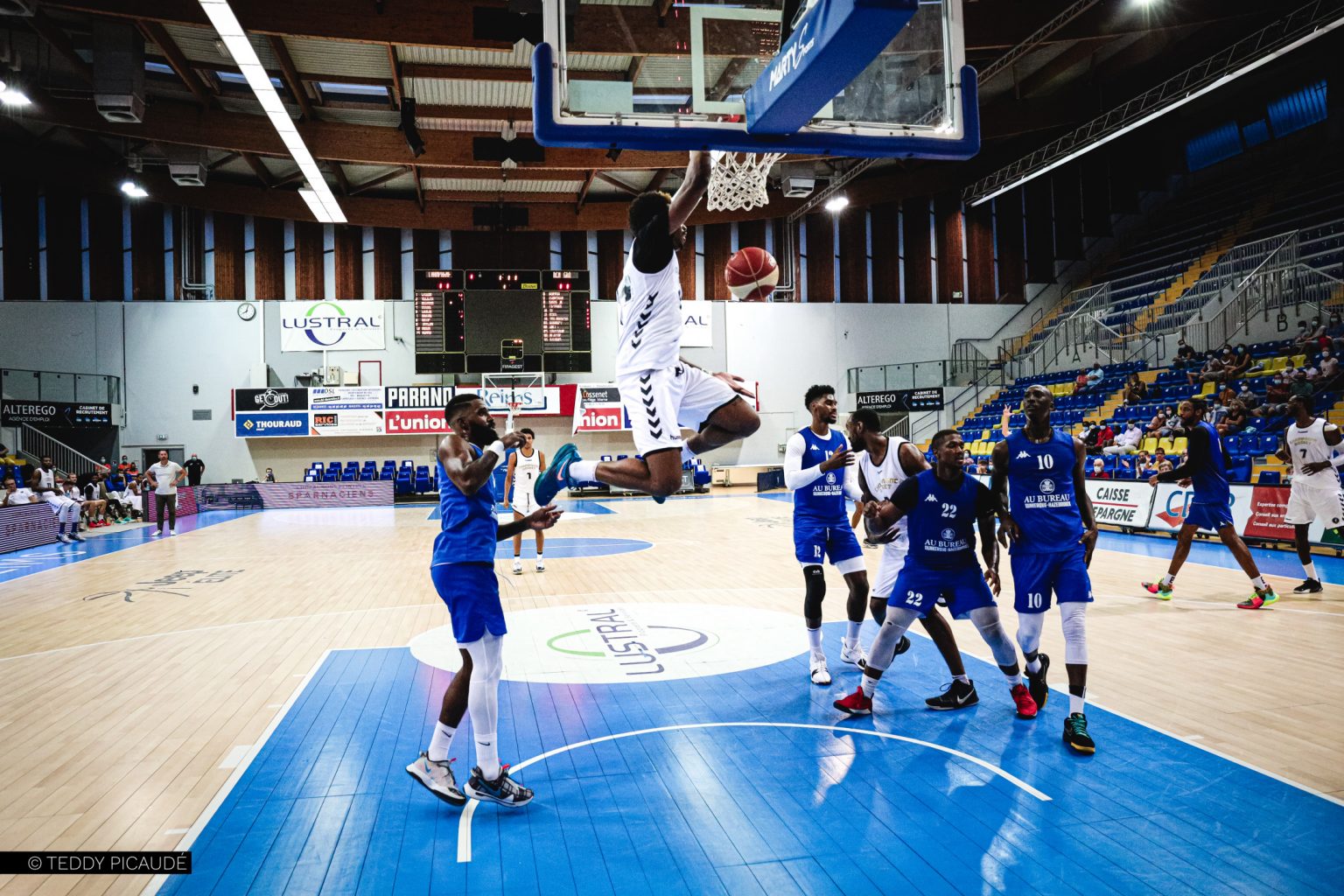 L’album photos de Champagne Basket BCM Champagne Basket