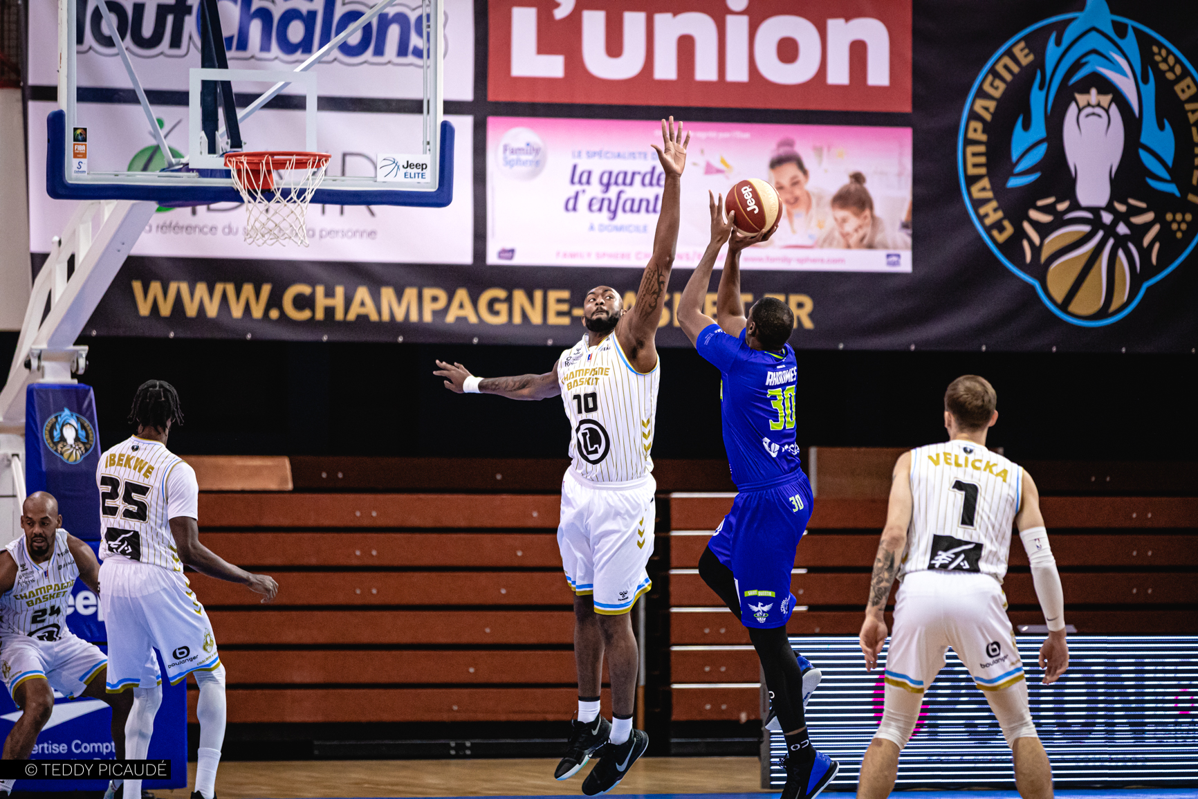 L’album photo vs SaintQuentin Basketball par Teddy Picaudé Champagne