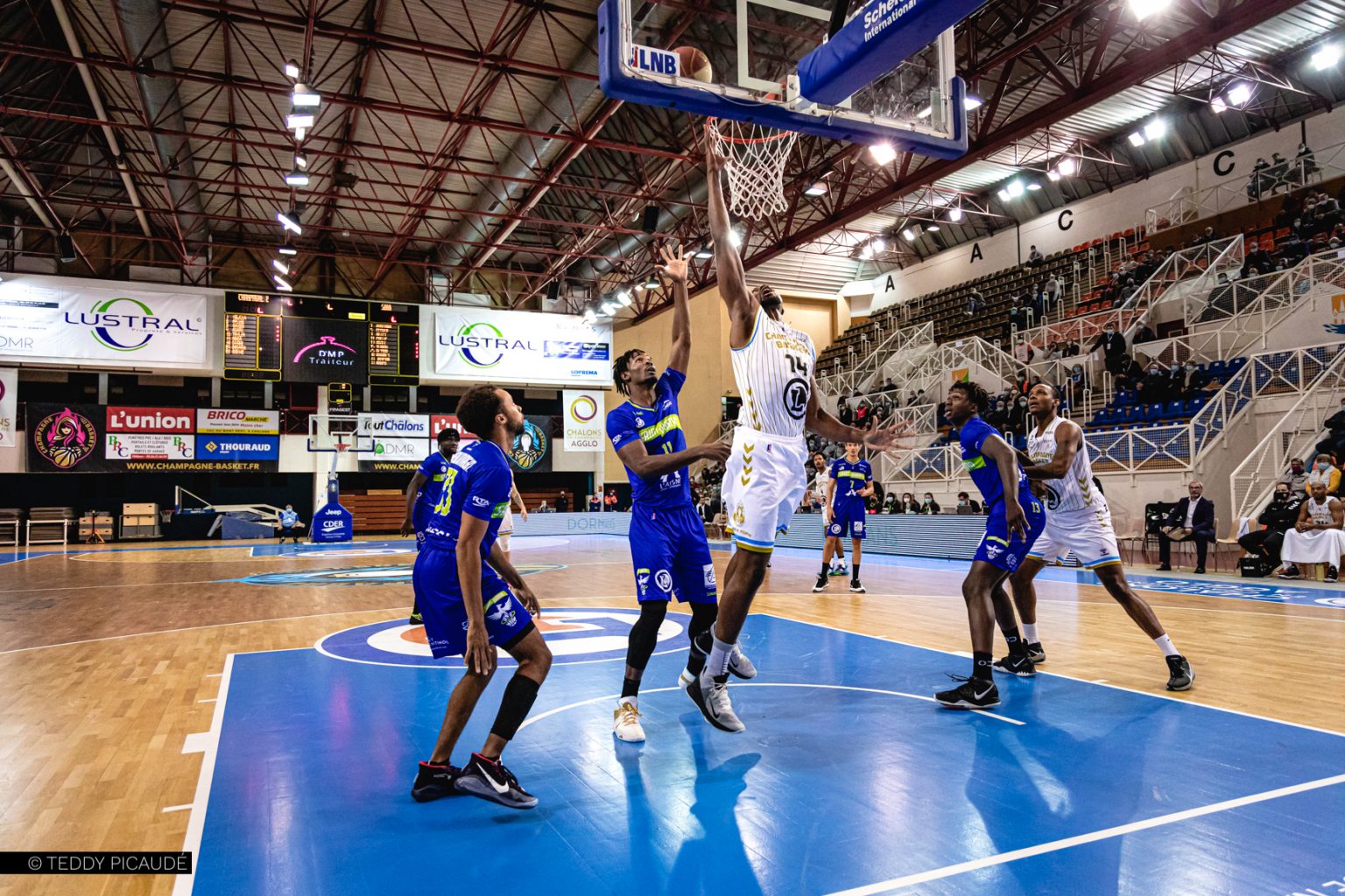 L’album photo vs SaintQuentin Basketball par Teddy Picaudé Champagne