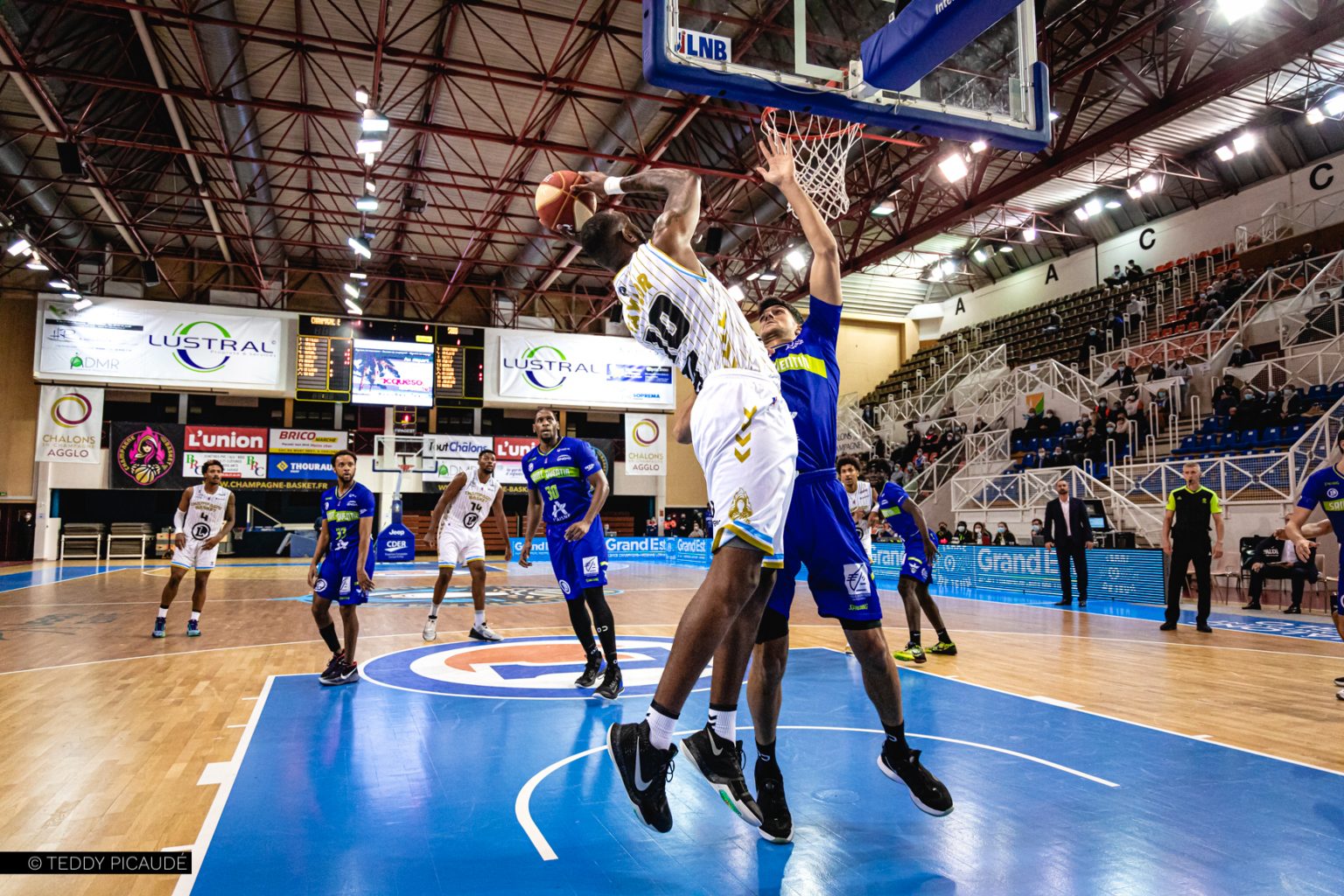 L’album photo vs SaintQuentin Basketball par Teddy Picaudé Champagne Basket